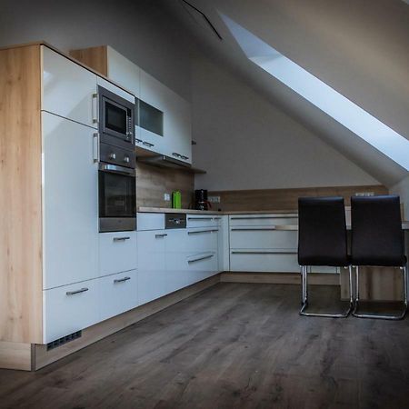 Landhaus Ferienwohnungen Mit Pool Und Wellness Neukirchen-Balbini Esterno foto