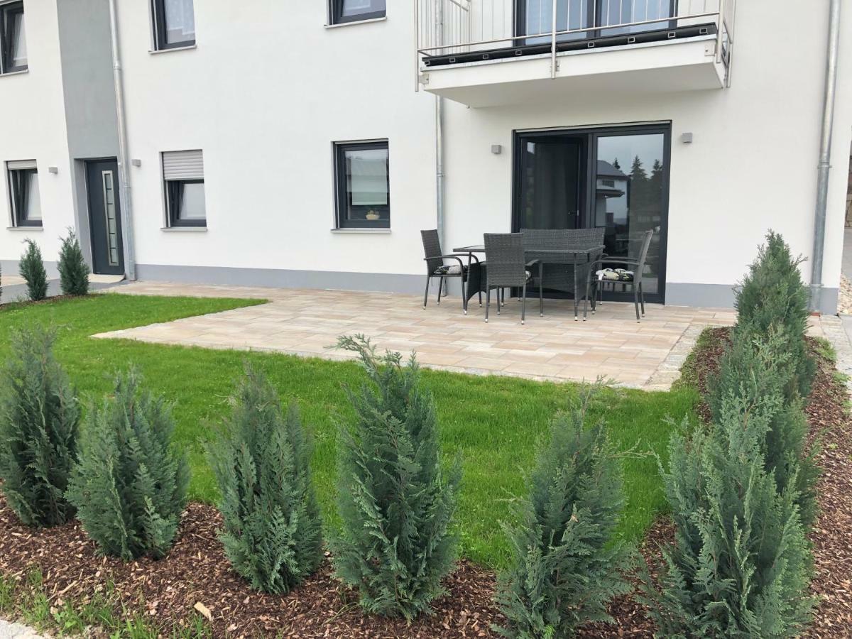 Landhaus Ferienwohnungen Mit Pool Und Wellness Neukirchen-Balbini Esterno foto